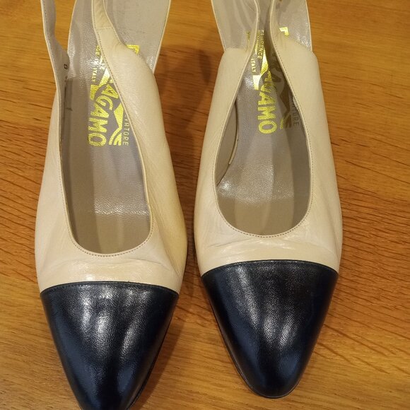 Salvatore Ferragamo Two-Tone Leather Slingback Pumps – Size 8.5 - Picture 1 of 7